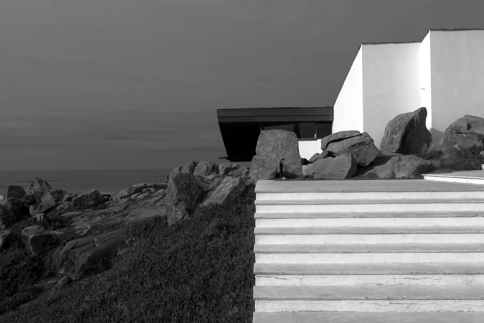 Stuðlar Pavilion — Coast